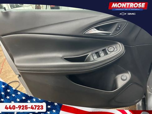 Used 2023 Buick Encore GX Select w/ Experience Buick Package FWD image 9