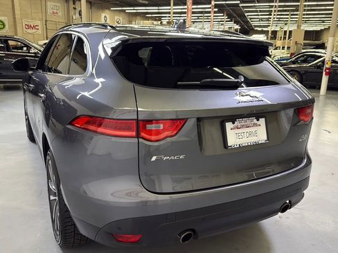 Used 2019 Jaguar F-PACE Prestige AWD/4WD image 9