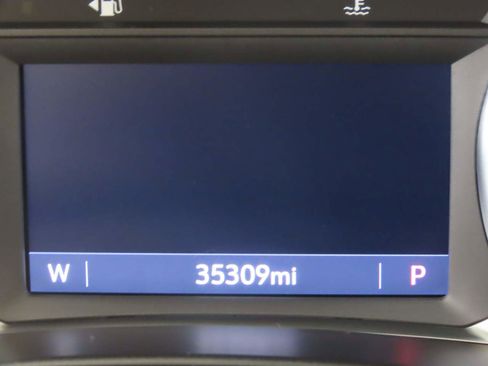 Certified 2024 Chevrolet Equinox LT image 11