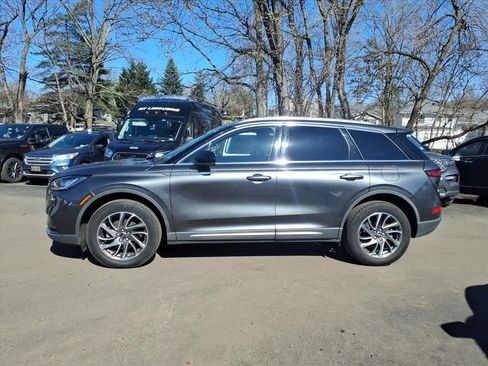 Used 2020 Lincoln Corsair AWD w/ Equipment Group 101A image 18