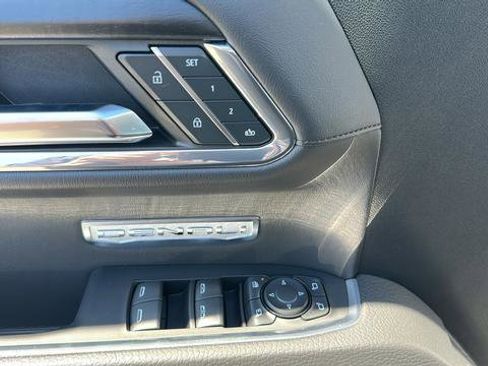 Used 2024 GMC Sierra 1500 Denali w/ Technology Package AWD/4WD image 12