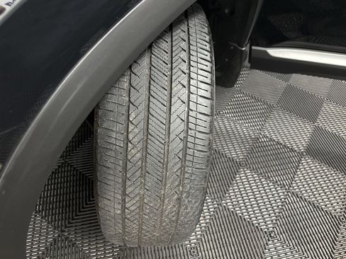 Used 2024 Honda Pilot Elite image 42