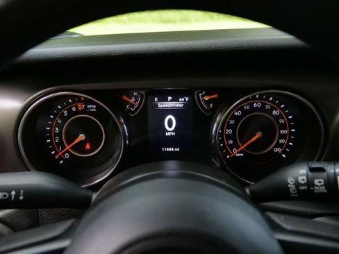 Used 2022 Jeep Wrangler Sport image 10