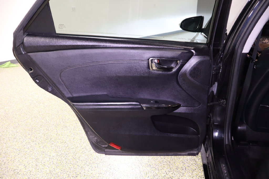 Used 2013 Toyota Avalon Limited FWD image 38