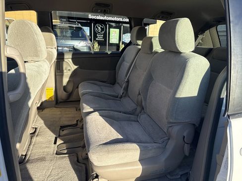 Used 2004 Toyota Sienna CE image 19