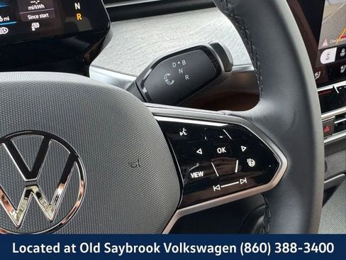 New 2025 Volkswagen ID. Buzz Pro S RWD image 41