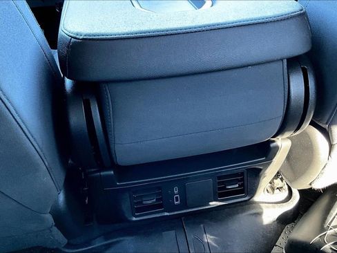 Used 2024 Chevrolet Silverado 1500 Custom image 25