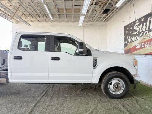 Used 2020 Ford F350 XL w/ Power Equipment Group image 8