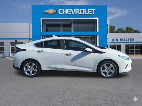 Used 2019 Chevrolet Volt LT w/ Comfort Package image 7