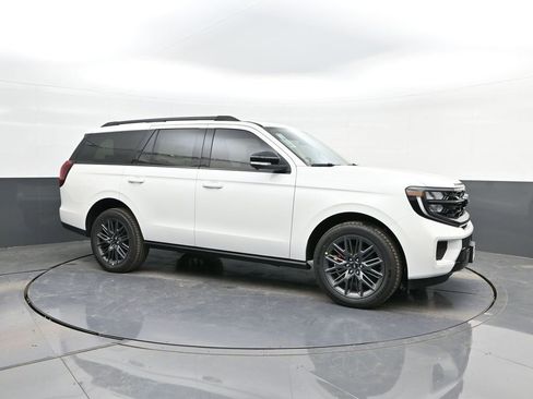 New 2025 Ford Expedition Platinum w/ Stealth Performance Package image 15