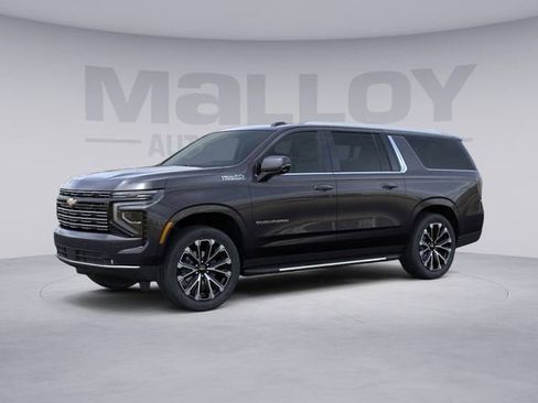New 2026 Chevrolet Suburban High Country w/ Sun And Tow Package AWD/4WD image 3