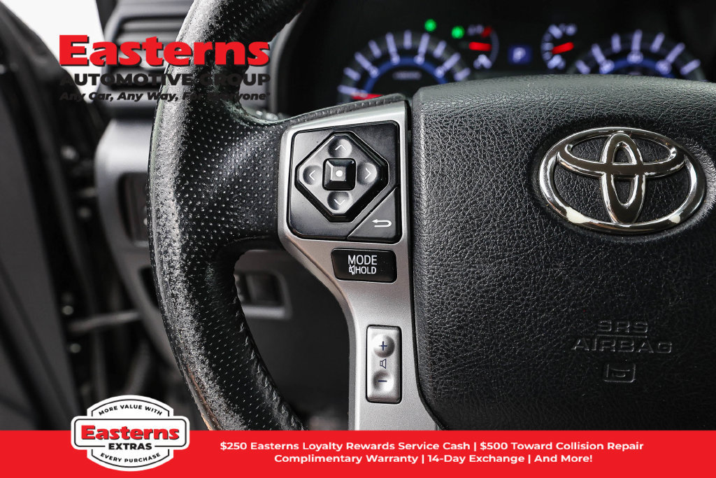 Used 2014 Toyota 4Runner SR5 AWD/4WD image 15