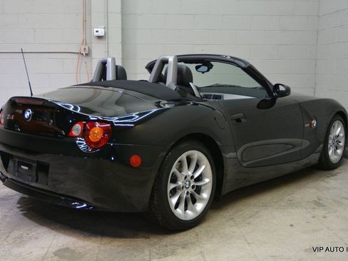 Used 2003 BMW Z4 2.5i image 8