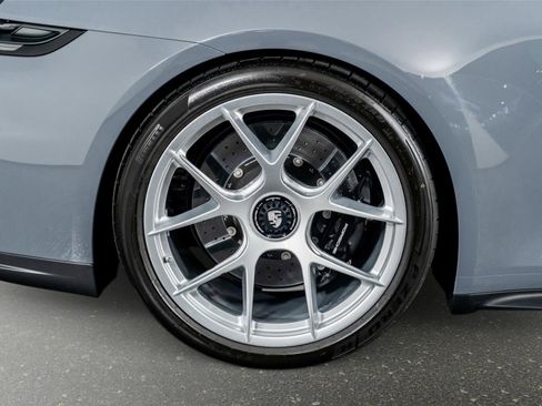 Used 2026 Porsche 911 GT3 w/ Lightweight Package In Black image 9