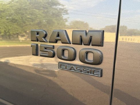 Used 2019 RAM 1500 Express w/ Express Value Package AWD/4WD image 39