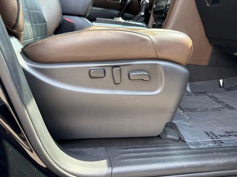 Used 2018 Nissan Armada Platinum w/ Captain Seat Package AWD/4WD image 20