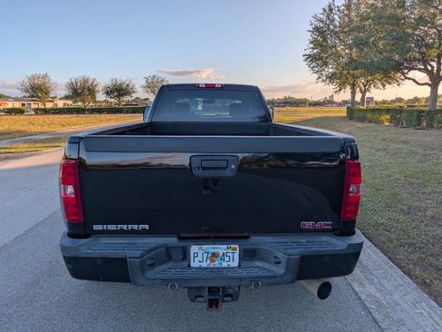 Used 2014 GMC Sierra 3500 Denali image 7