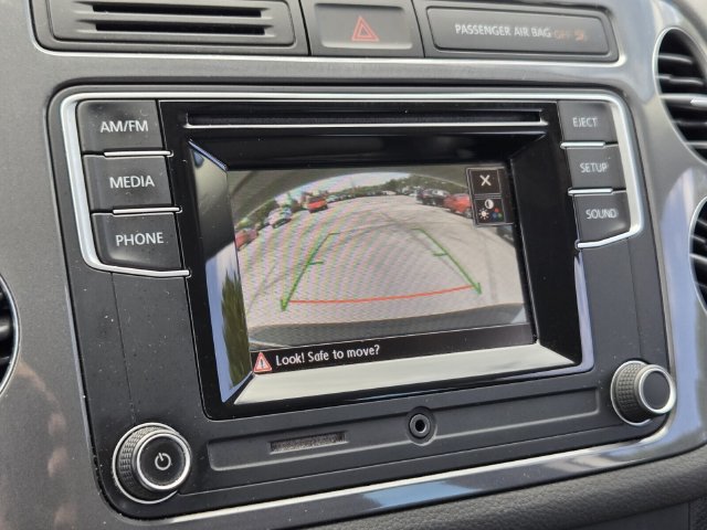 Used 2016 Volkswagen Tiguan S FWD image 23
