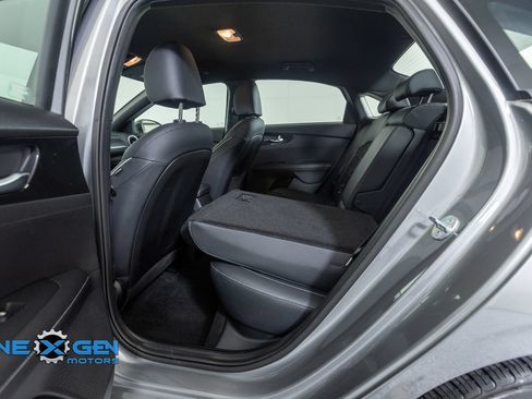 Used 2023 Kia Forte GT-Line w/ GT-Line Technology Package FWD image 28