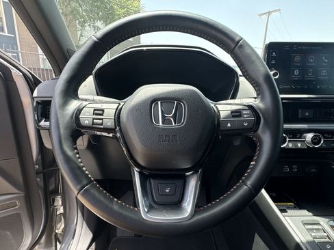 Used 2025 Honda CR-V Sport Touring image 13