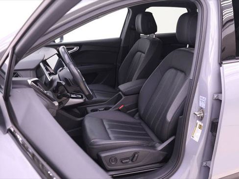 Certified 2024 Audi Q4 e-tron Premium w/ Convenience Package AWD/4WD image 7