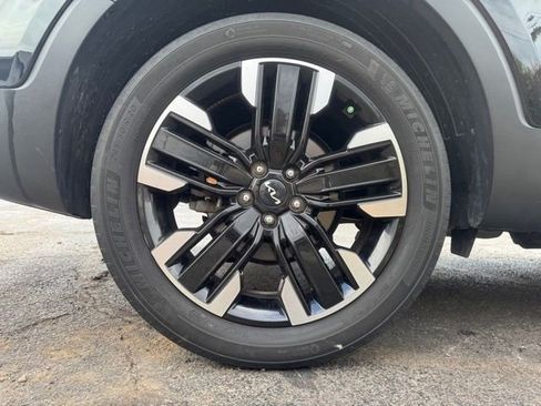 Used 2023 Kia Telluride SX image 17