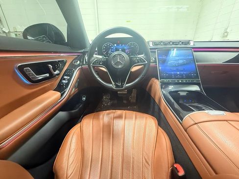 Used 2023 Mercedes-Benz S 580 4MATIC Sedan image 46