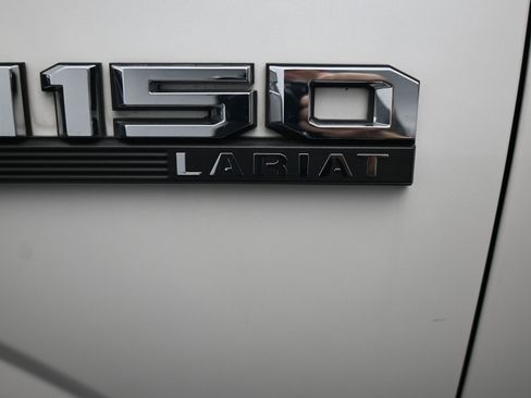Used 2018 Ford F150 Lariat w/ Equipment Group 502A Luxury image 26