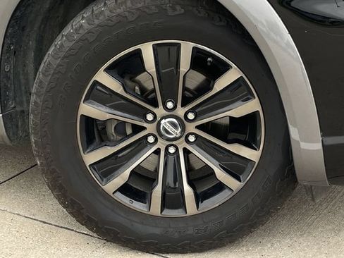 Used 2017 Nissan Armada Platinum w/ Captain Seat Package RWD image 9