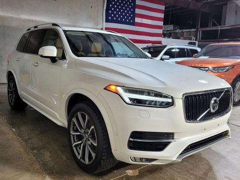 Used 2016 Volvo XC90 T6 Momentum w/ Momentum Plus Package image 5