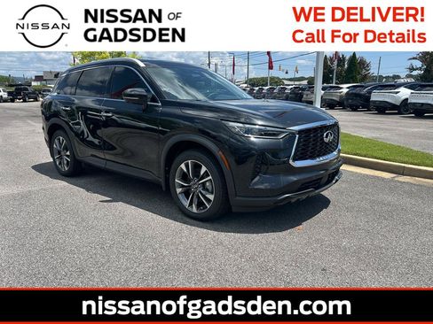 Used 2023 INFINITI QX60 Luxe w/ Vision Package FWD image 1