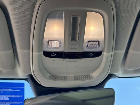 New 2026 Volvo XC60 B5 Plus w/ Climate Package image 25