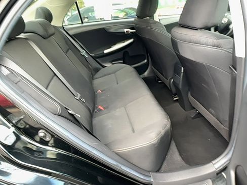 Used 2012 Toyota Corolla S image 19