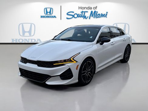 Used 2023 Kia K5 GT image 3