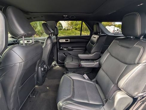 Used 2021 Ford Explorer ST w/ Equipment Group 401A AWD/4WD image 34