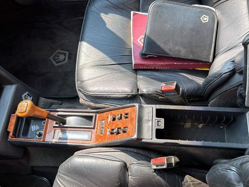Used 1990 Chrysler TC by Maserati FWD image 15