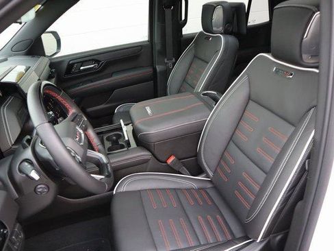 New 2025 GMC Yukon AT4 Ultimate image 28