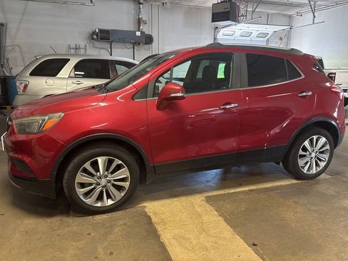 Used 2018 Buick Encore Preferred FWD image 1