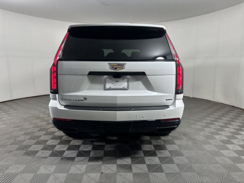New 2025 Cadillac Escalade Sport w/ Touring Package image 19