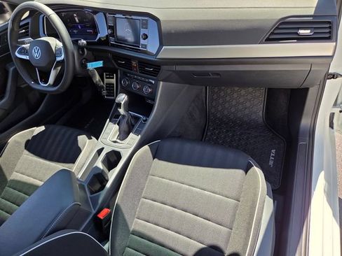 Certified 2024 Volkswagen Jetta Sport FWD image 17