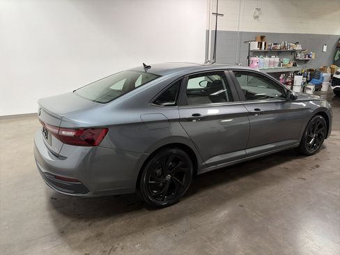 New 2026 Volkswagen Jetta SE image 3