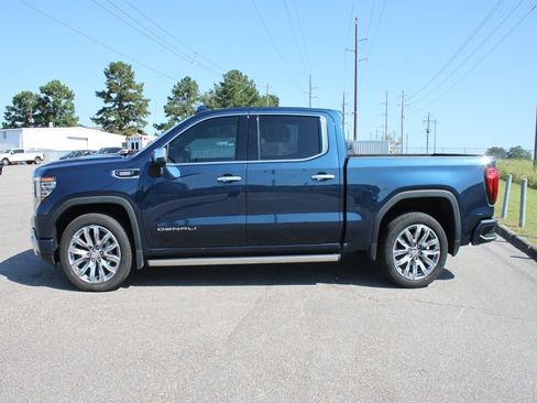 Used 2023 GMC Sierra 1500 Denali w/ Denali Reserve Package image 4