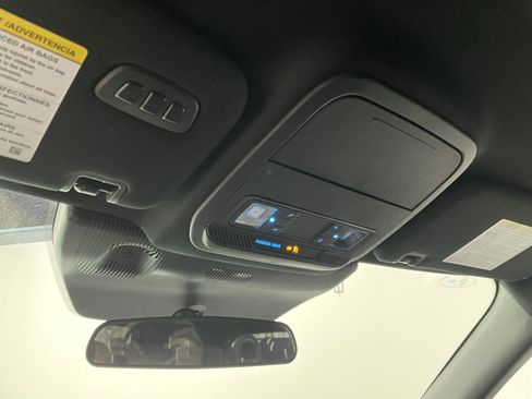 Used 2025 Ford Explorer ST-Line image 7