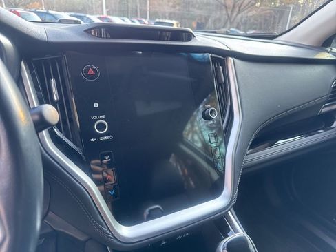 Used 2022 Subaru Outback Limited w/ Popular Package #2 image 4