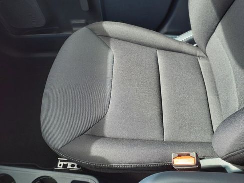 Used 2024 Ford Maverick XL image 19