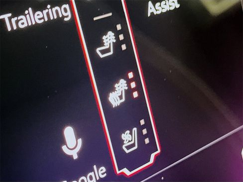 Used 2025 GMC Yukon Denali Ultimate image 21