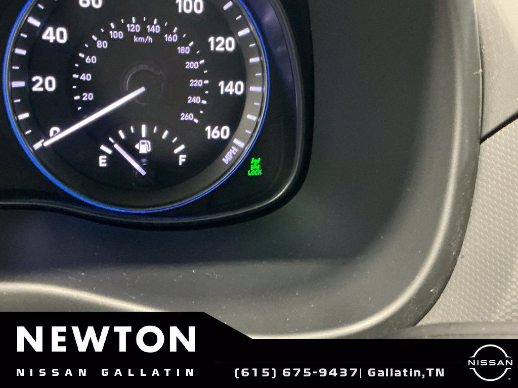 Used 2023 Hyundai Kona SEL AWD/4WD image 9
