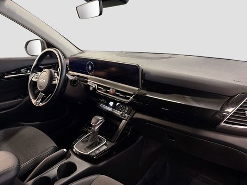 Used 2024 Kia Seltos S FWD image 30