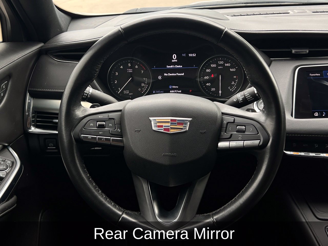 Used 2023 Cadillac XT4 Premium Luxury w/ Technology Package FWD image 15