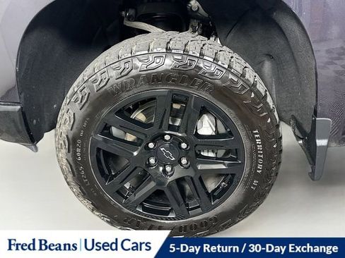 Used 2024 Chevrolet Silverado 1500 LT Trail Boss w/ Convenience Package II image 32